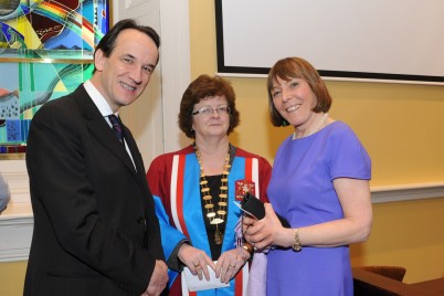 Pictured (l-r) is Prof Arnold Hill, Head of School of Medicine & Department of Surgery, RCSI; Prof Hannah McGee, Dean of the Faculty of Medicine and Health Sciences, RCSI; and Prof Mary Leader, Head of Department of Pathology, RCSI at the 81st Biological Society Inaugural Meeting which took place in the Albert Lecture Theatre in RCSI on Friday 31st January