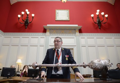 25th August 2015: Mr Frank Donegan, Portering Manager gives a tour to members of the public at RCSI (Royal College of Surgeons in Ireland) as part of National Heritage Week 2015. Hundreds of members of the public are expected to visit RCSI over the course of National Heritage Week where the College is running free tours and an exhibition called Dublin in the Rare Ol Times. Pic: Ray Lohan/RCSI **NO REPRO FEE**