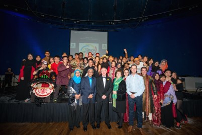 Pictured is the winning PMCSA (Penang Medical College Students Association). The team is pictured with (front row 3 from left RCSI President Mr Declan Magee; Prof Hannah McGee, Dean of the Faculty of Medicine & Health Sciences, RCSI; and Philip Curtis, Head of Admissions and Student Services.