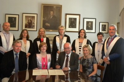 The RCSI Faculty of Nursing and Midwifery and the Psychiatric Nurses Association (PNA) have announced a new agreement for the delivery of high quality education, training and professional development by the Faculty to the members of the PNA. Pictured at the signing of the agreement were (l-r, back row) Dr Mark White, Dr Theresa Frawley, Ms Mary Jacob (Vice Dean), Professor Edna Woolhead (Past Dean), Ms Catherine Clune Mulvaney (Education and Operations Manager), Ms Noreen Keane, Mr Thomas Kearns (Executive Director), (front row) Mr Fintan Leahy (National Chairperson, PNA) Professor Marie Carney (Dean), Mr Des Kavanagh (Secretary General, PNA), Ms Aisling Culhane (Research and Professional Advisor PNA).